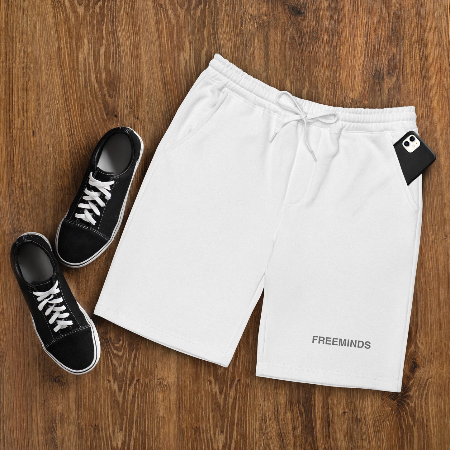 Apparel|Freeminds                          Men's fleece shorts